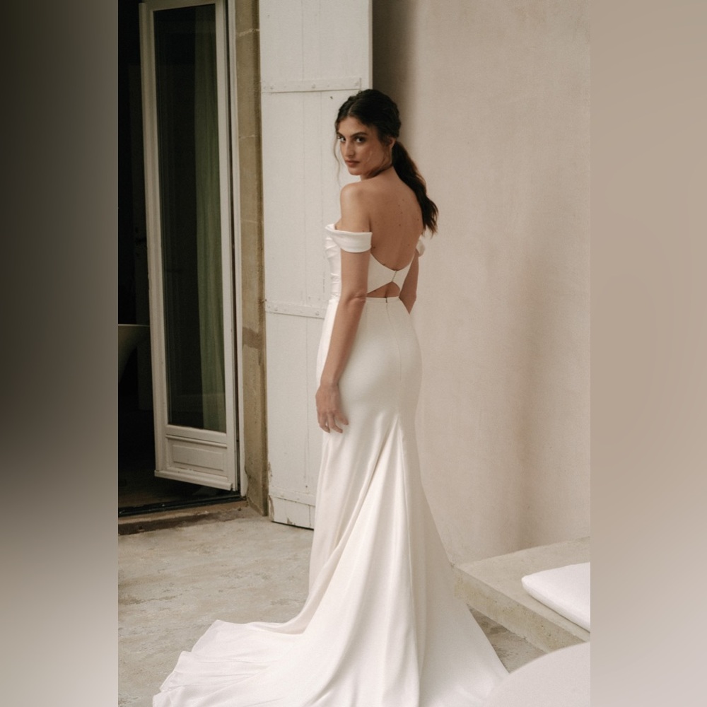 Alena Leena Bridal - Kerria Dress